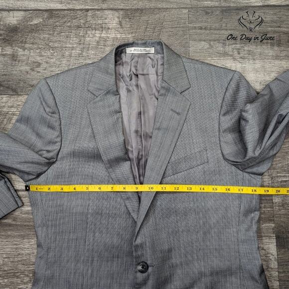 Joseph Abboud Extreme Slim Fit 2 Button Blazer Size 36R - Picture 3 of 5